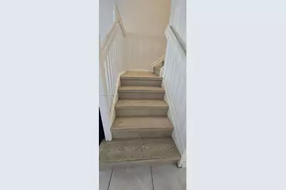 1002 NW 208th Ter, Miami Gardens, FL 33169 - Photo 10