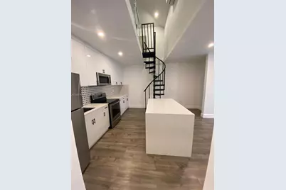 7411 Carlyle Ave #2, Miami Beach, FL 33141 - Photo 2