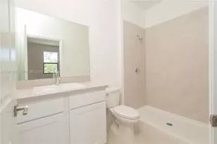 1166 SW 6th Ave, Florida City, FL 33034 - Photo 16