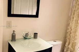 2539 Thomas St, Hollywood, FL 33020 - Photo 12