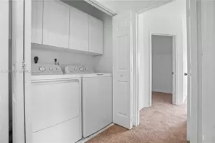 501 Talia Cir, Palm Springs, FL 33461 - Photo 20