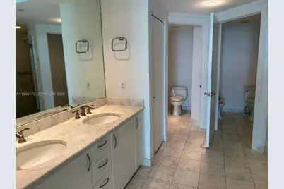 1331 Brickell Bay Dr #4107, Miami, FL 33131 - Photo 10
