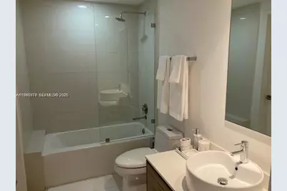 121 NE 34th St #1914, Miami, FL 33137 - Photo 10