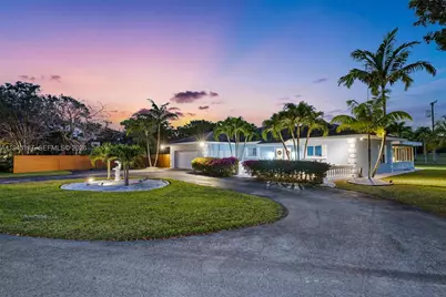 17405 SW 245th Ter, Homestead, FL 33031 - Photo 2