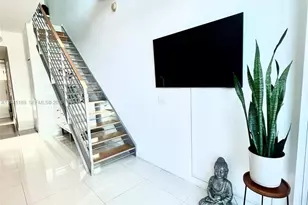 60 SW 13th St, Miami, FL 33130 - Photo 8