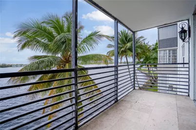 1075 NE Miami Gardens Dr #306, Miami, FL 33179 - Photo 18