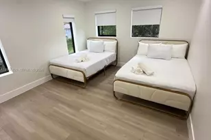 905 SW 13th Ct, Miami, FL 33135 - Photo 20