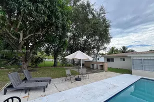 1735 NE 157th Ter, North Miami Beach, FL 33162 - Photo 40