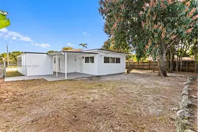 13310 NW 17th Pl, Miami, FL 33167 - Photo 10