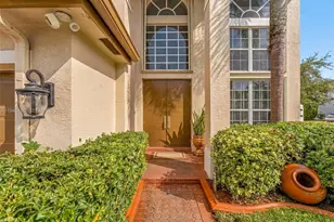 17492 SW 35th St, Miramar, FL 33029 - Photo 4