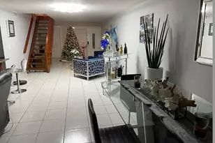 8408 NW 8th St, Miami, FL 33126 - Photo 2