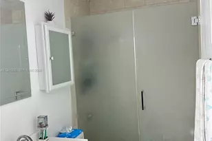 8408 NW 8th St, Miami, FL 33126 - Photo 6