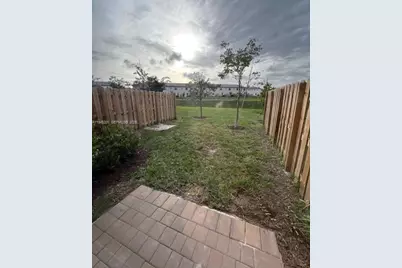 12306 NW 23 Ct #12306, Miami, FL 33167 - Photo 22