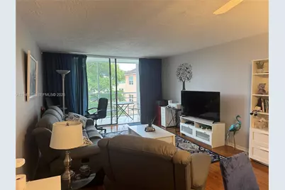 2861 Somerset Dr #409, Lauderdale Lakes, FL 33311 - Photo 6