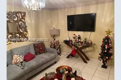 13450 SW 3rd St #405D, Pembroke Pines, FL 33027 - Photo 2