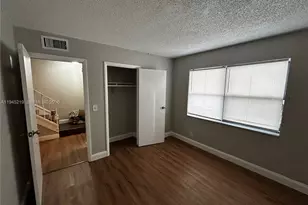 5979 NW 29th Pl, Sunrise, FL 33313 - Photo 10