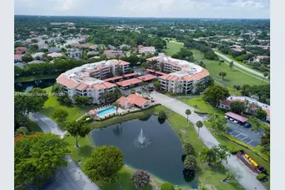 7507 La Paz Blvd #407, Boca Raton, FL 33433 - Photo 1