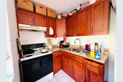 635 NW 22nd Rd, Fort Lauderdale, FL 33311 - Photo 18