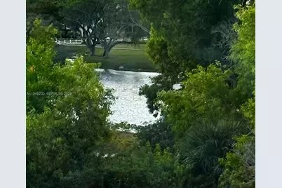 2801 Somerset Dr #408, Lauderdale Lakes, FL 33311 - Photo 6