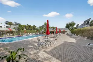 7897 Golf Cir Dr, Margate, FL 33063 - Photo 24