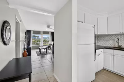 7897 Golf Circle Dr #307, Margate, FL 33063 - Photo 6