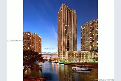 92 SW 3rd St #2006, Miami, FL 33130 - Photo 1