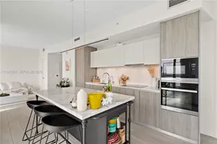 2900 NE 7th Ave, Miami, FL 33137 - Photo 8