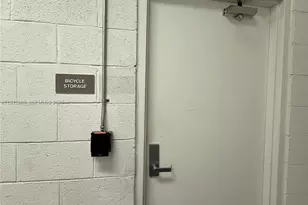 601 NE 27th St, Miami, FL 33137 - Photo 48