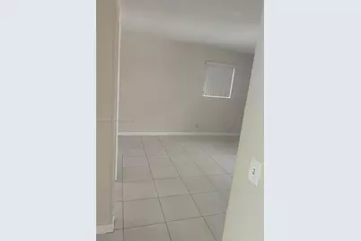 [Address not provided], Hallandale Beach, FL 33009 - Photo 8
