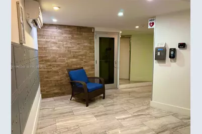 [Address not provided], Hallandale Beach, FL 33009 - Photo 10