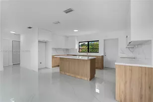 3960 NW 171st St, Miami Gardens, FL 33055 - Photo 8