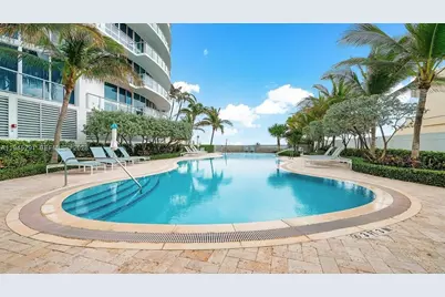 1200 Holiday Dr #308, Fort Lauderdale, FL 33316 - Photo 18