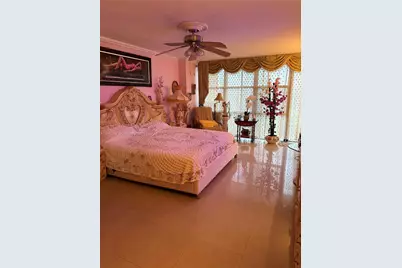 [Address not provided], Hallandale Beach, FL 33009 - Photo 14