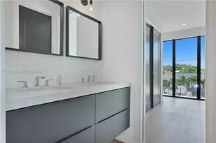 355 NW 50th St, Miami, FL 33127 - Photo 20