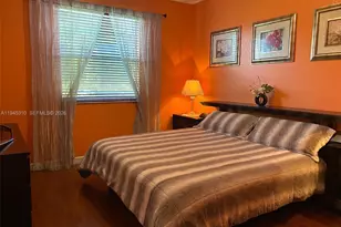 9260 SW 220th St, Cutler Bay, FL 33190 - Photo 10