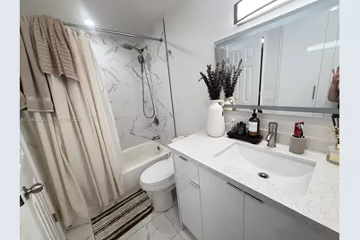 4200 Hillcrest Dr #1004, Hollywood, FL 33021 - Photo 8