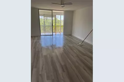 2980 Point East Dr #D311, Aventura, FL 33160 - Photo 2