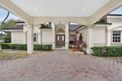 12200 SW 100th St, Miami, FL 33186 - Photo 4