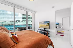 200 Biscayne Blvd Way, Miami, FL 33131 - Photo 12