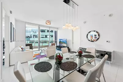 200 Biscayne Boulevard Way #4511, Miami, FL 33131 - Photo 4