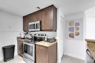 701 Brickell Key Blvd, Miami, FL 33131 - Photo 10