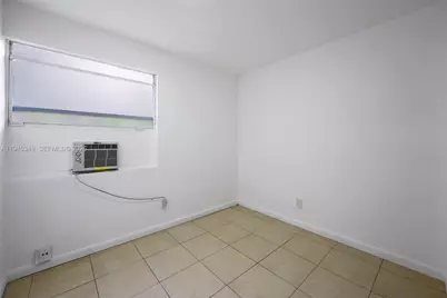 348 NE 58th St, Miami, FL 33137 - Photo 8