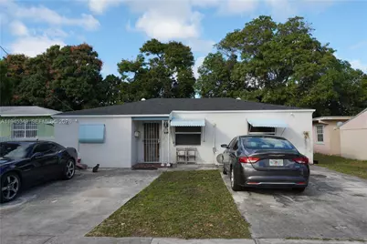 625 NE 130th Street, North Miami Beach, FL 33161 - Photo 1