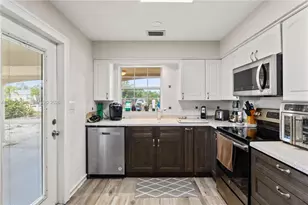 12206 Boat Shell Dr, Other City - In The State Of Florida, FL 33991 - Photo 18