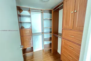 350 S Miami Ave, Miami, FL 33130 - Photo 8