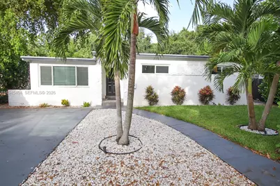 14325 NE 8th Ave, North Miami, FL 33161 - Photo 18