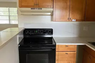 95 NE 41st St, Oakland Park, FL 33334 - Photo 8