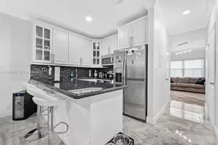 16618 NW 71st Ave, Miami Lakes, FL 33014 - Photo 4