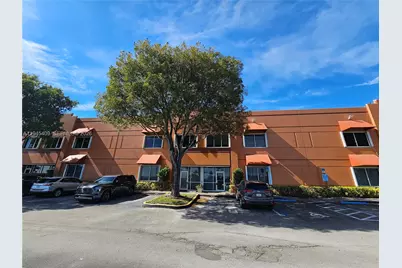 9613 NW 33rd St, Doral, FL 33172 - Photo 1