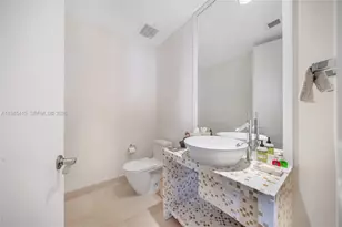 16001 Collins Ave, Sunny Isles Beach, FL 33160 - Photo 6